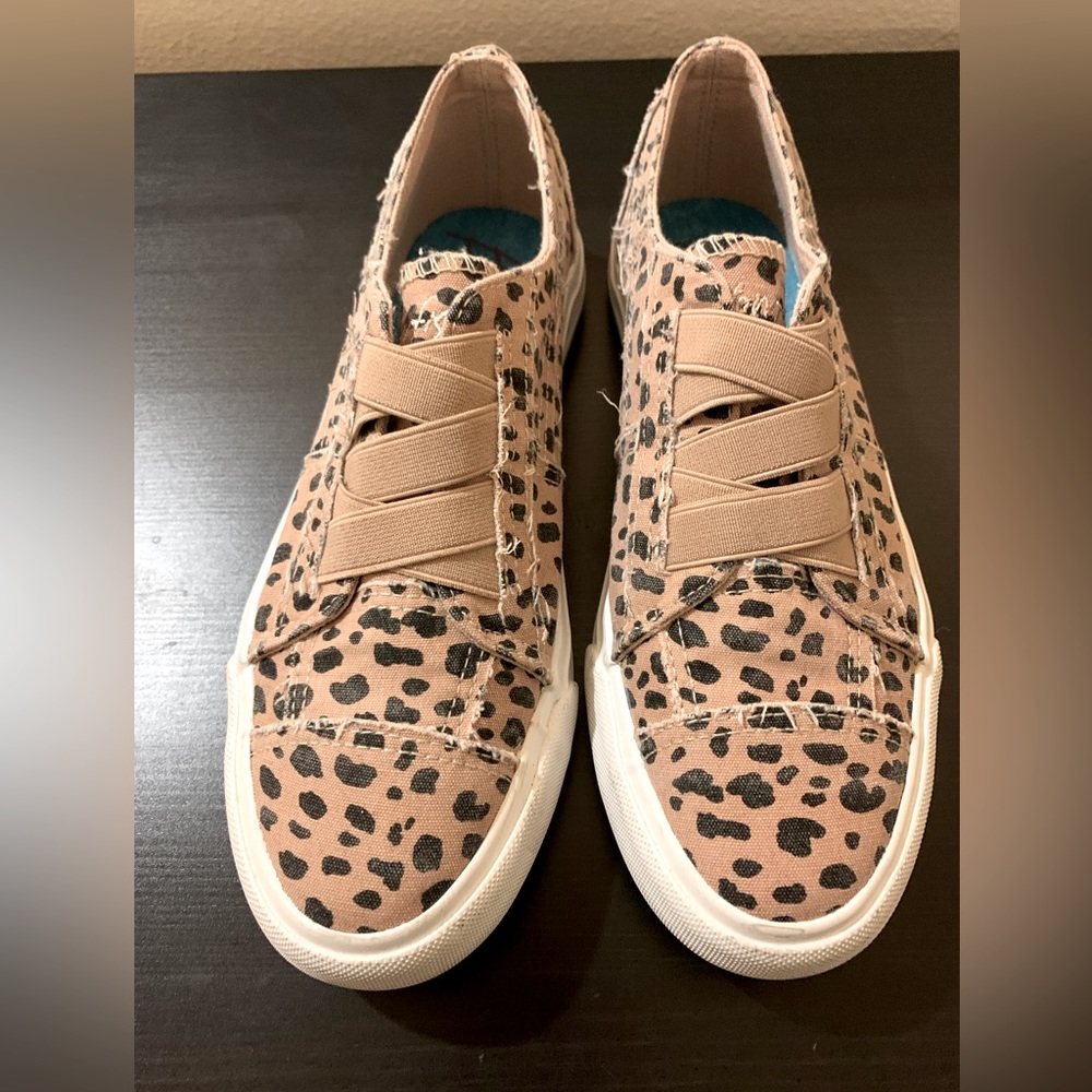 Blow fish slip on shoes in leopard 🐆